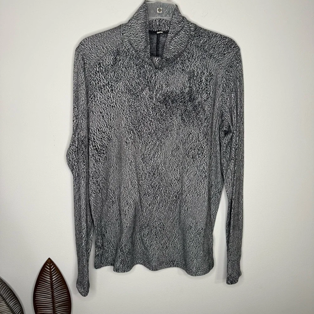 J6 Lululemon Ready To‎ Rulu Turtleneck Pullover Shirt Spray Jacquard White